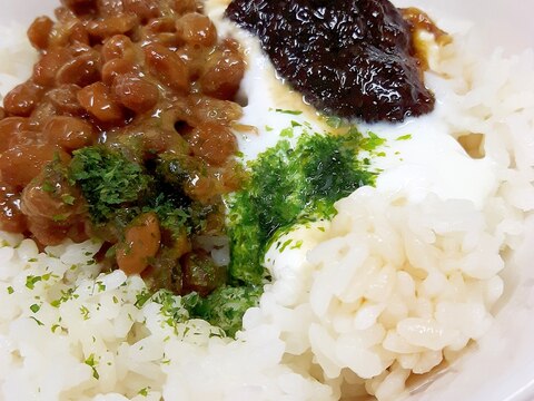 簡単ヘルシー！納豆と海苔にヨーグルトプラス丼♪